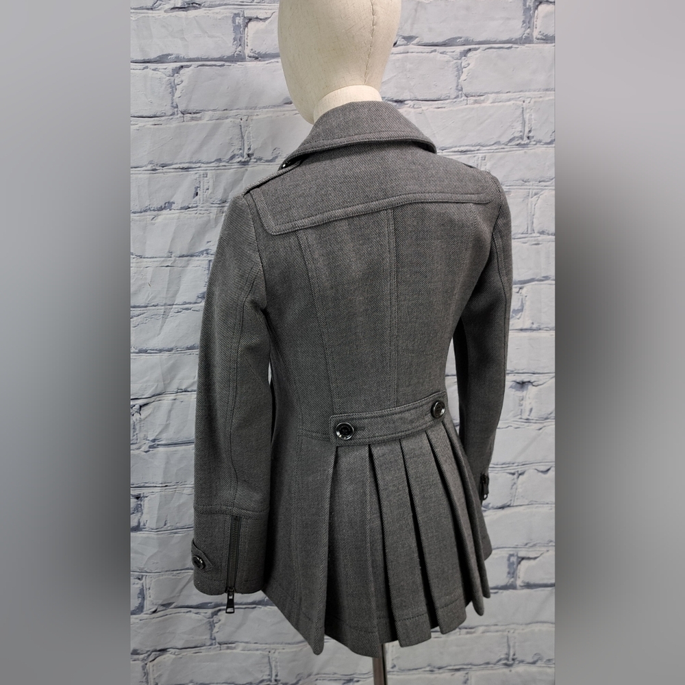 Burberry Double Breasted Pea Coat Jacket Zip Cuffs Peplum Pleated Gray Wool 2 US - Picture 6 of 16